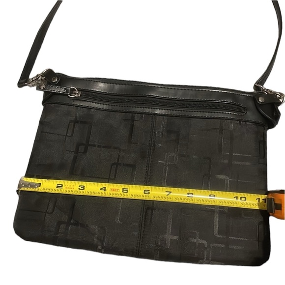 Allant black padded zippered tablet case / clutch / purse (8.5”x11”) - Picture 5 of 6